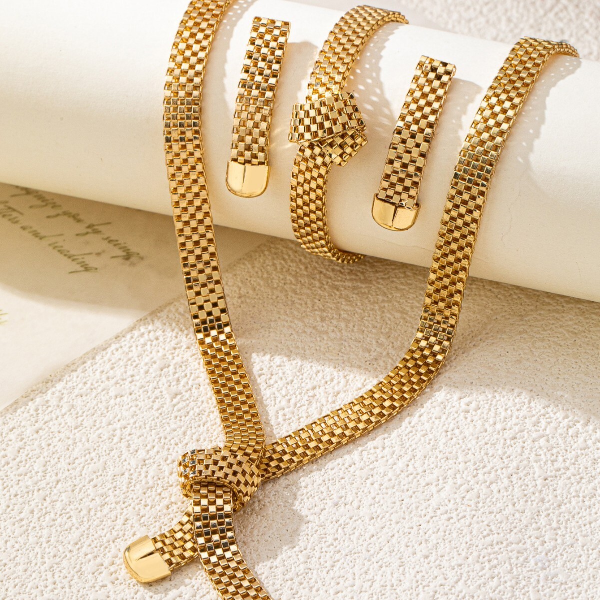 New Self-Developed Y2K Chic European And American Punk Style Gold Diamond-Studded Magnetic Snake-Shaped Exaggerated Choker