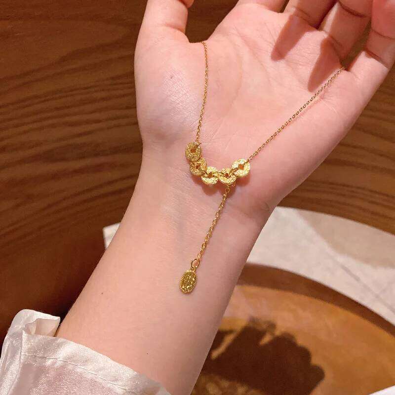 Necklace Gold Plated Crushed Ice Five Emperors Coin Chinese Retro Clavicle Chain Light Luxury Niche for Wedding Cultural Festival Gift High Quality Te