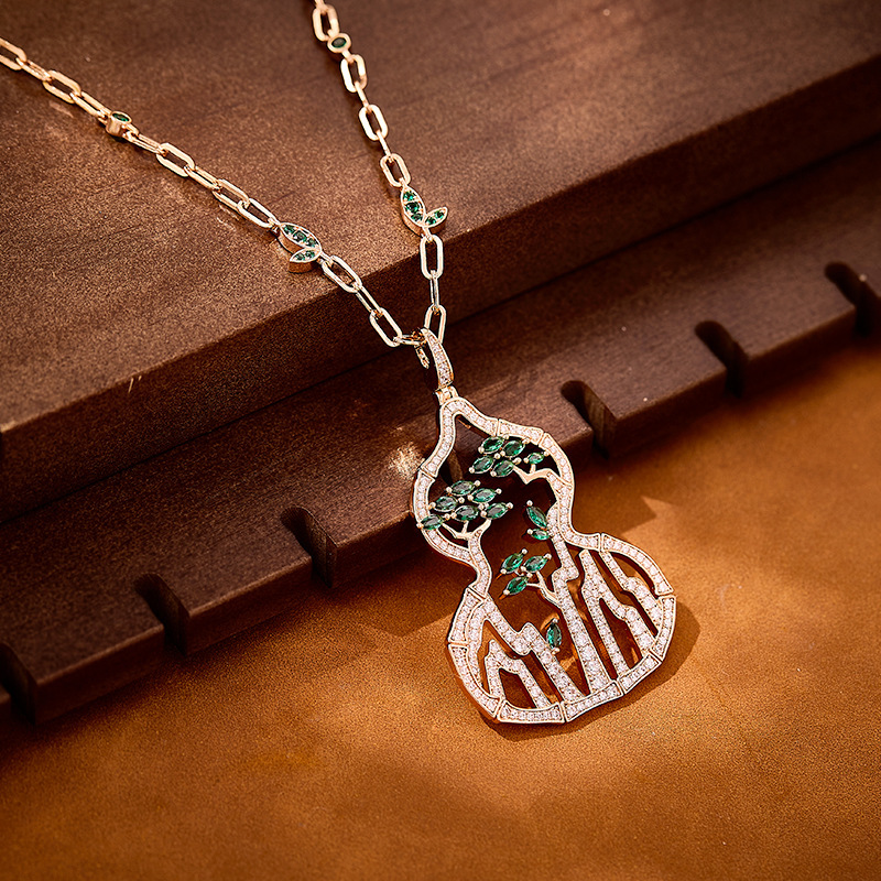 Necklace Tree Gourd Necklace, Gold-Plated Evergreen Pine Pendant, Trendy Textured Necklace Long Sweater Chain Necklace