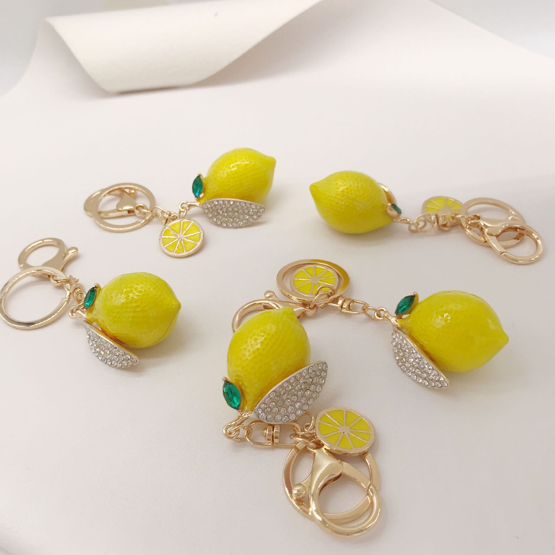 Creative Cute Alloy Rhinestone Oil Drop Simulation Fruit Lemon Keychain Car Bag Pendant Supermarket Gift