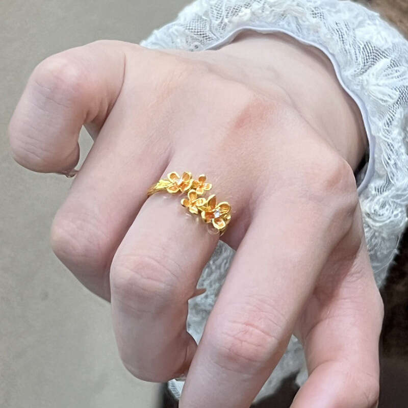 Laurel Goddess Ring 2026 New Model with Brushed Flower Design High Aesthetic Value Light Luxury Niche Accessory