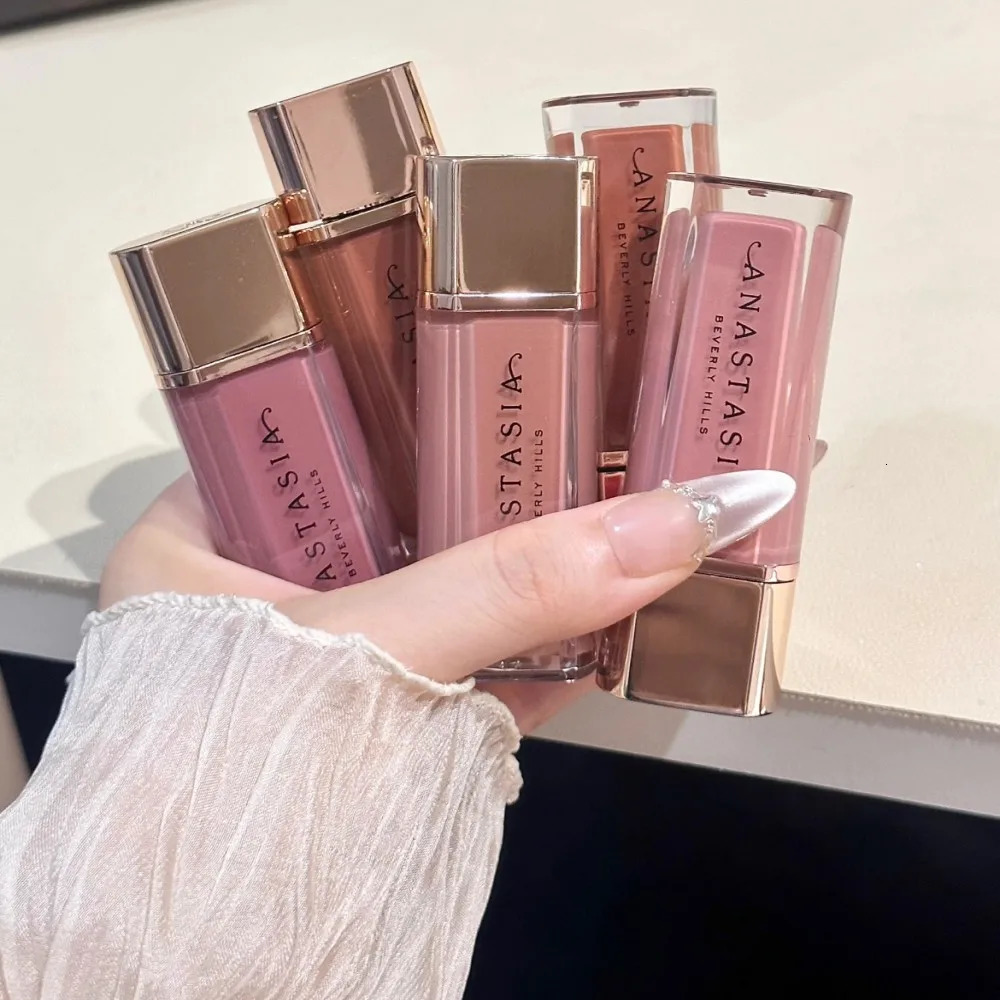 Peachy Nude Matte Lip Glaze Velvet Waterproof Non Stick Cup Long Lasting 4 Colors Hydrating Lipstick Beauty Makeup Cosmetics 260129
