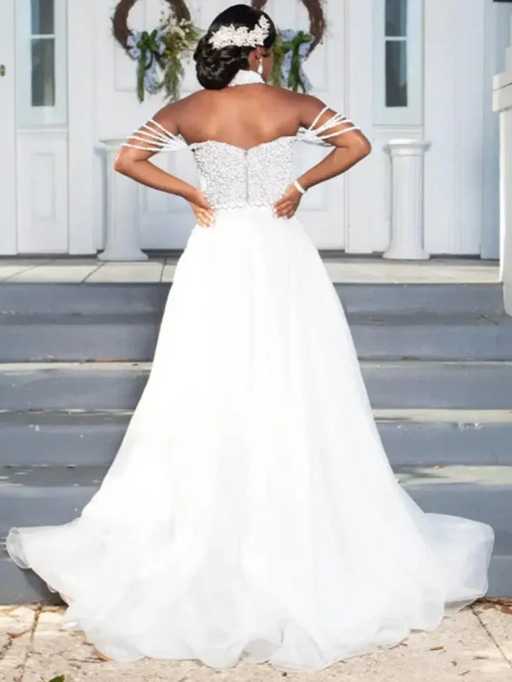 Elegant Mermaid Wedding Dress Pearls Sequins Strapless Neck Bride Gowns High Splits Sweep Train Bridal Dresses Customized