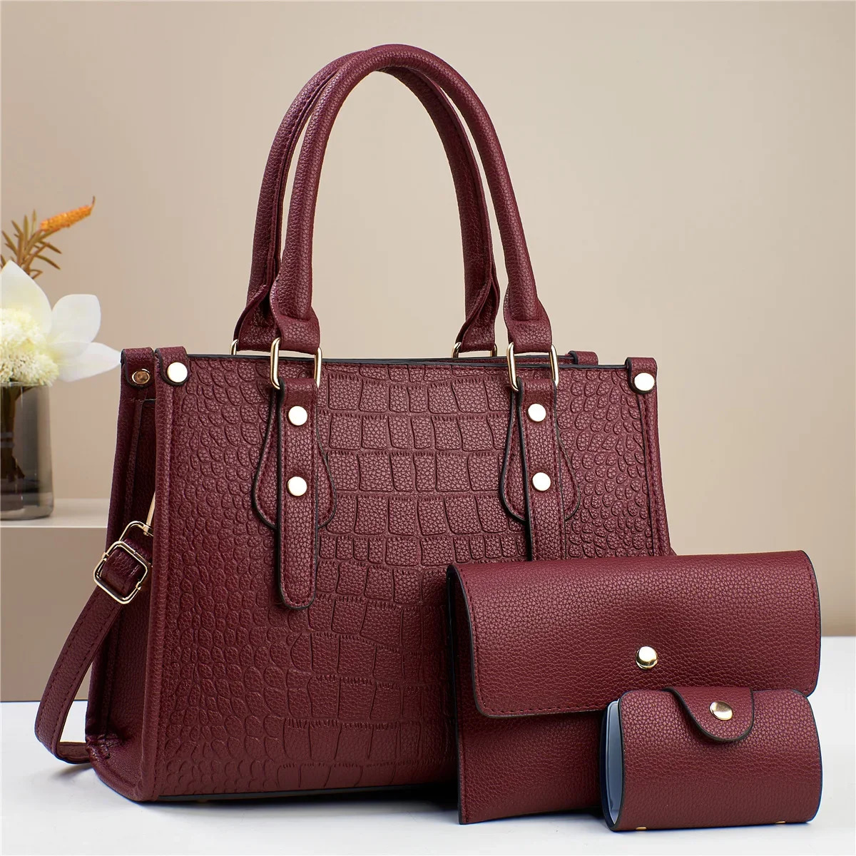 Fashionable Ladies Shoulder Bag Handbag Stylish Crossbody Bag Womens Trendy PU Leather Zipper Closure Square Shape Bag 260130