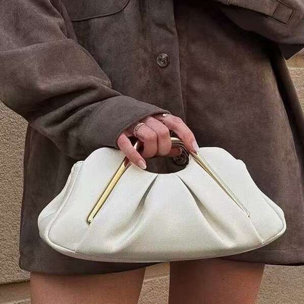 New Personalized Pleated Cloud Ladies PU Soft Leather Vintage Ring-Shaped Evening Bag Light Luxury Texture Handbag
