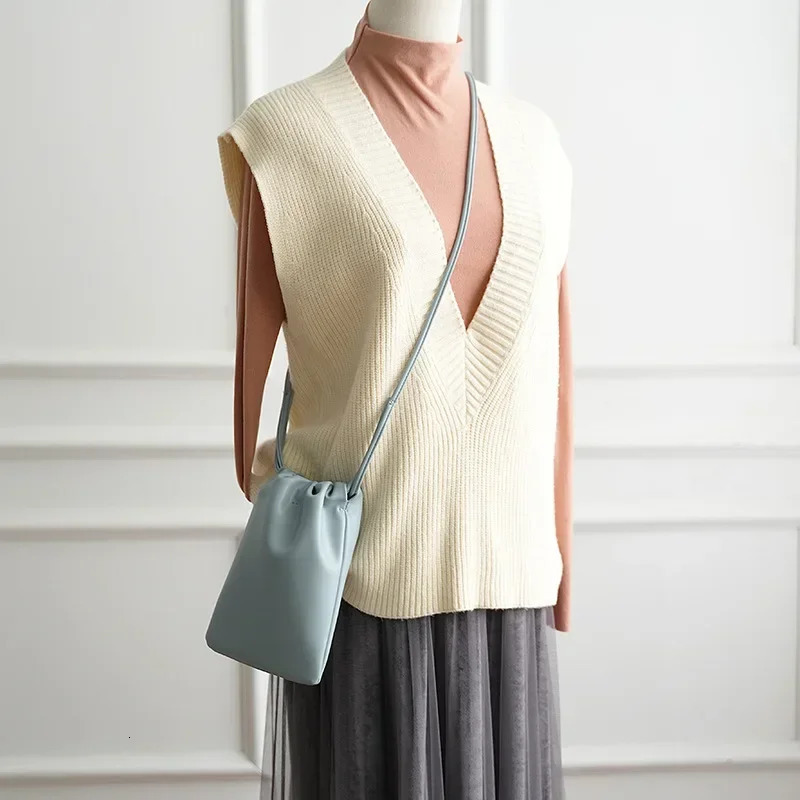 Women Handbags Female Pu Leather Shoulder Bags Large Capacity Crossbody Solid Flap for Portable Phone Purse 260120