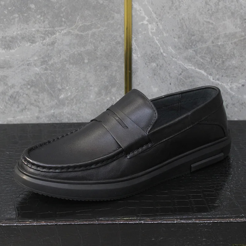 Spring and Autumn Mens Shoes Leather Casual Summer Hiking One Foot Flat Comfortable loafers 260126