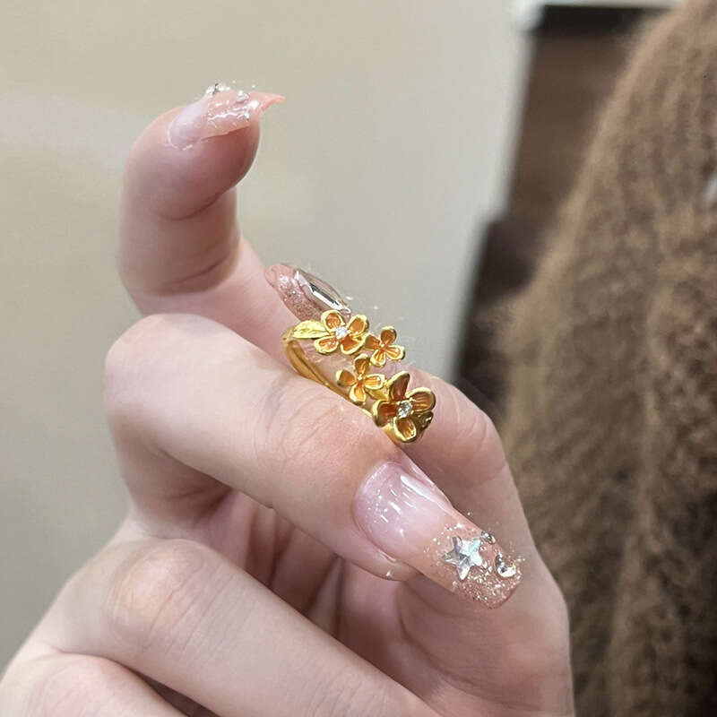 Laurel Goddess Ring 2026 New Model with Brushed Flower Design High Aesthetic Value Light Luxury Niche Accessory