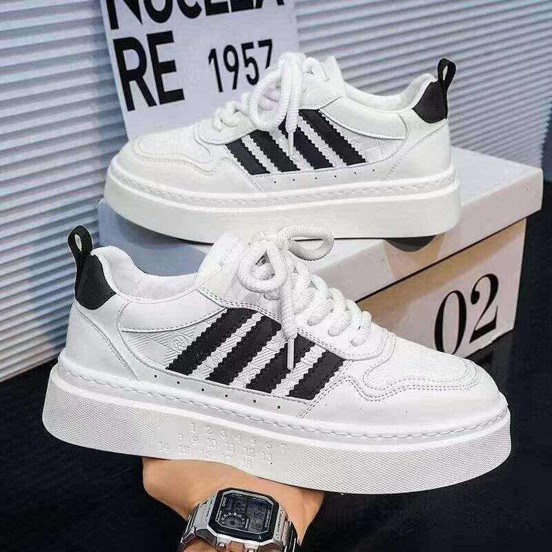 2025 New Winter Breathable Casual Sneakers Versatile Thick-Soled Men's Sports Student White Trendy Shoes
