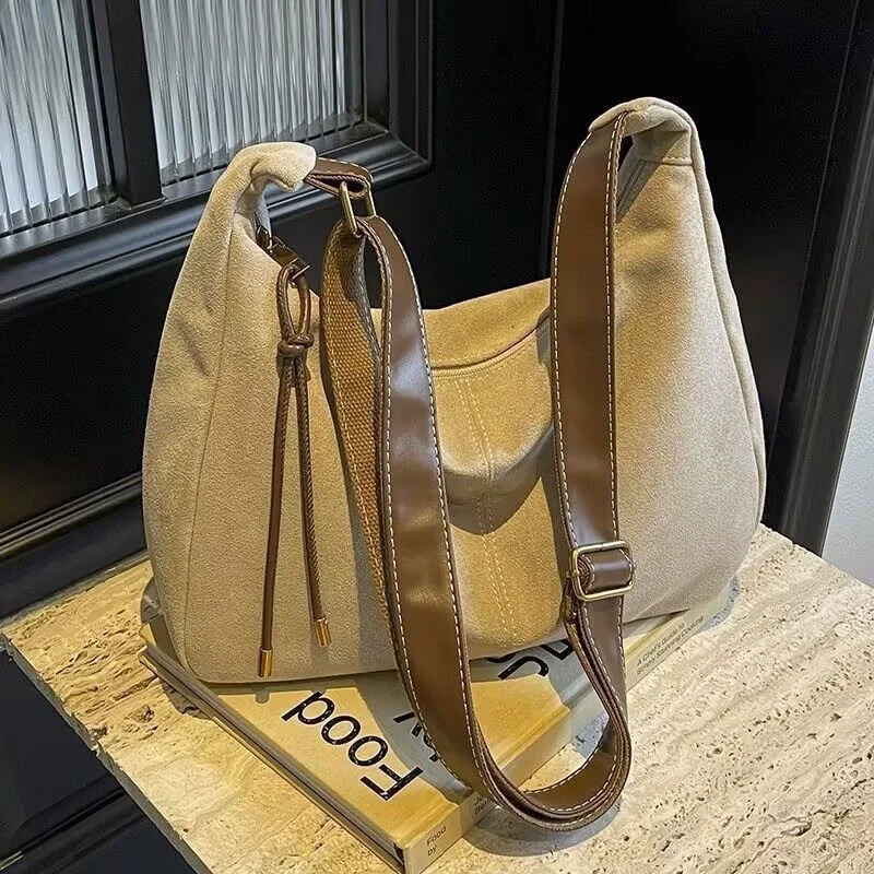 Womens Handbags Trendy Retro Large Capacity PU Leather Shoulder Crossbody Bag Autumn and Winter Versatile Commuting Handbag 260208