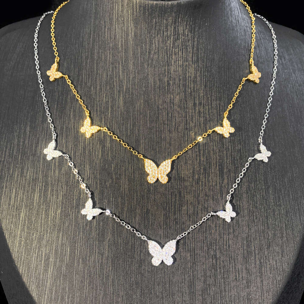 New Simple Versatile Butterfly Zircon Pendant Necklace with Diamond Heart Clavicle Chain for Daily Fashion Accessories