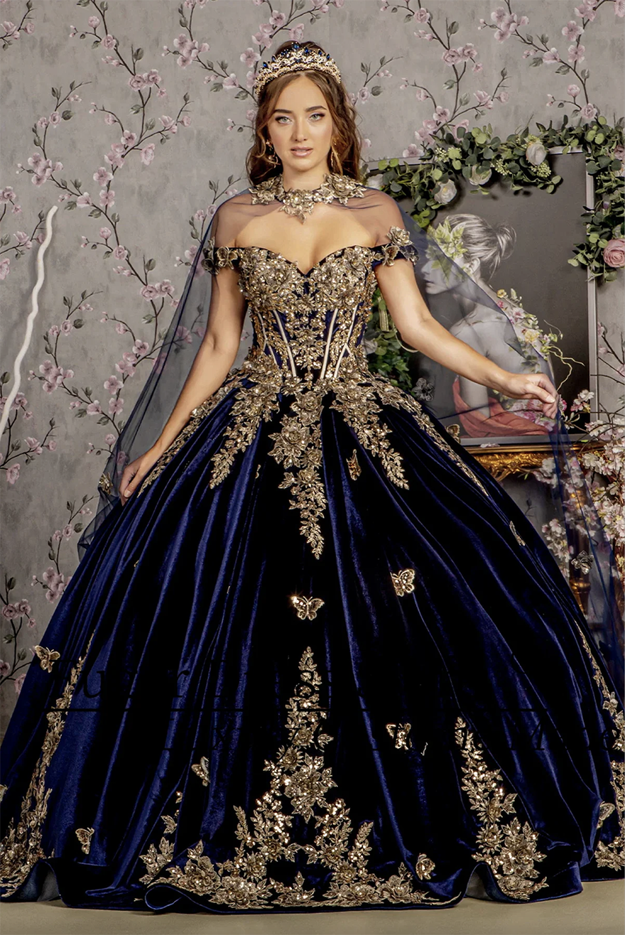 Navy Blue Velvet Quinceanera Dresses Embroidered Metal Decals Off Shoulder Birthday Party Princess Ball Gown Vestidos De 15 Anos N1017