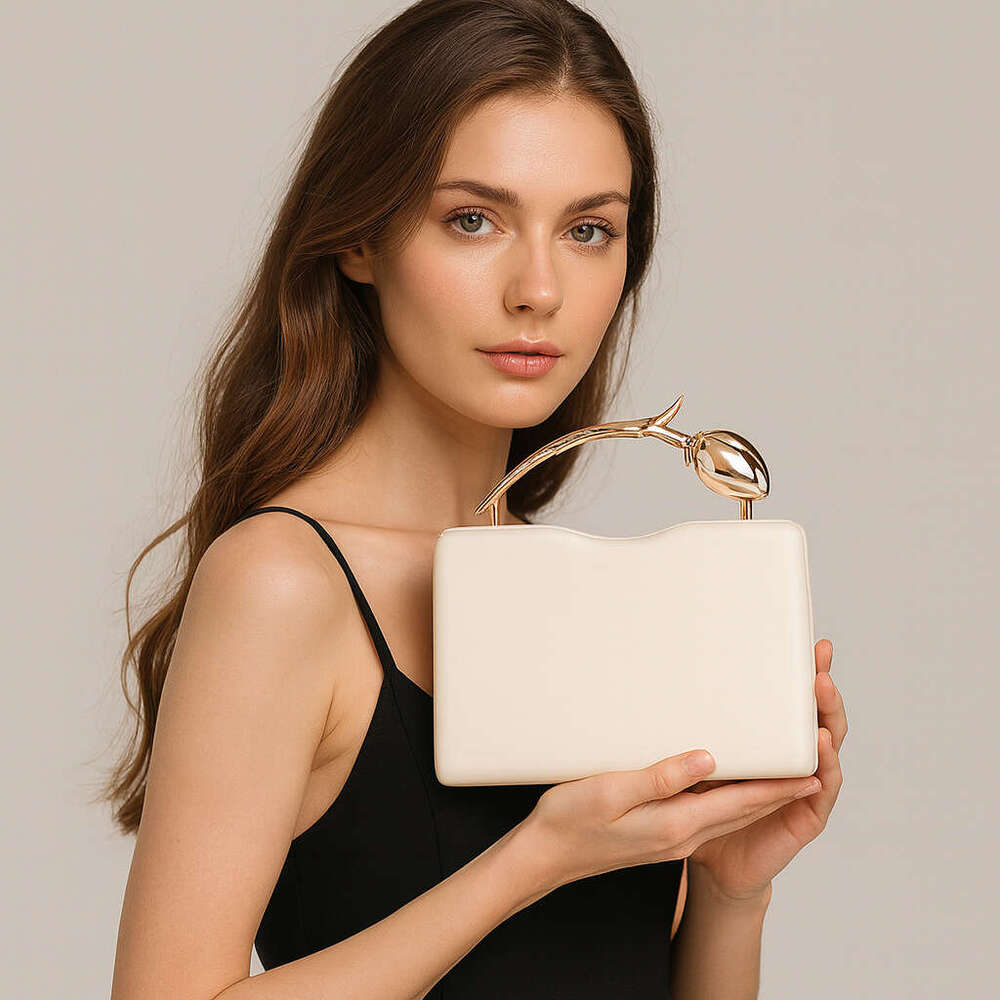 Clutch Bag Foreign Trade Cross-Border Factory Direct PU Clutch Rose Shape Valentine's Day Gift Crossbody European And American Evening Bag