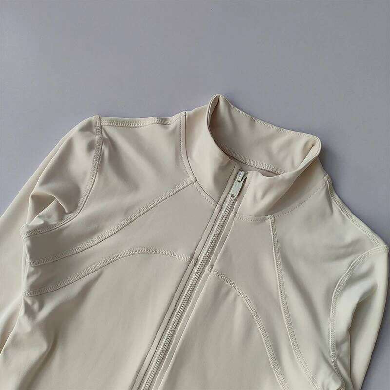 Yoga Women's High-end Standing Collar Long Sleeved Sports Training Fitness Top Windproof Running Suit 26Y0208