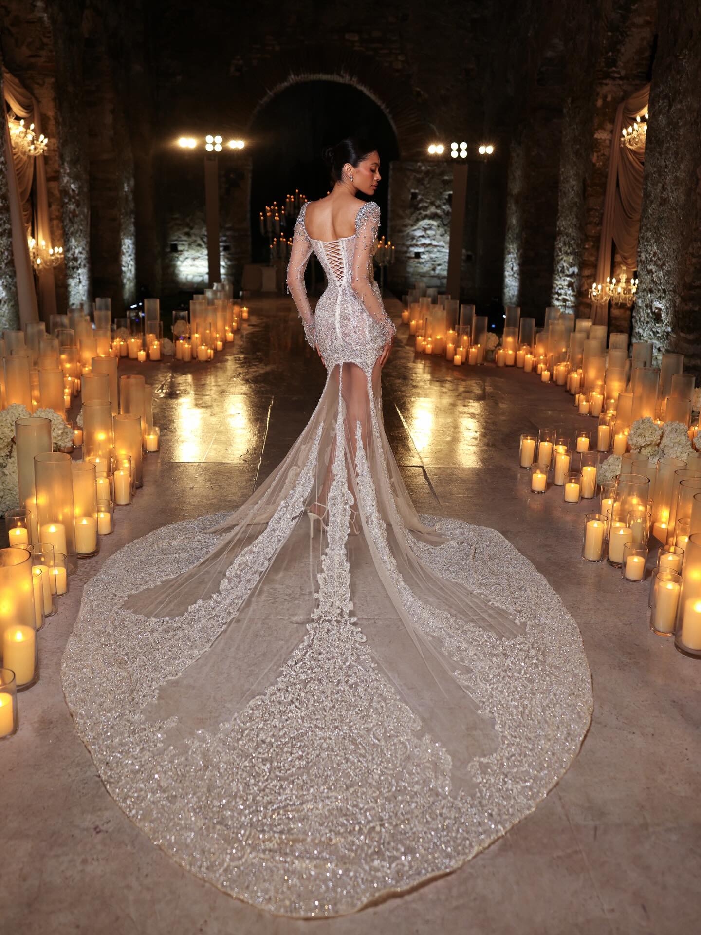 Exquisite Wedding Dresses Sequins Rhinestone Mermaid Bridal Gowns Beading Illusion Long Sleeves Customized Vestidos De Novia Plus Size