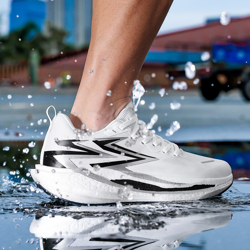 Hot new free shipping designer shoes for mens womens running shoes pink orange blue black Fashionable and versatile outdoor sneakers sport shoes