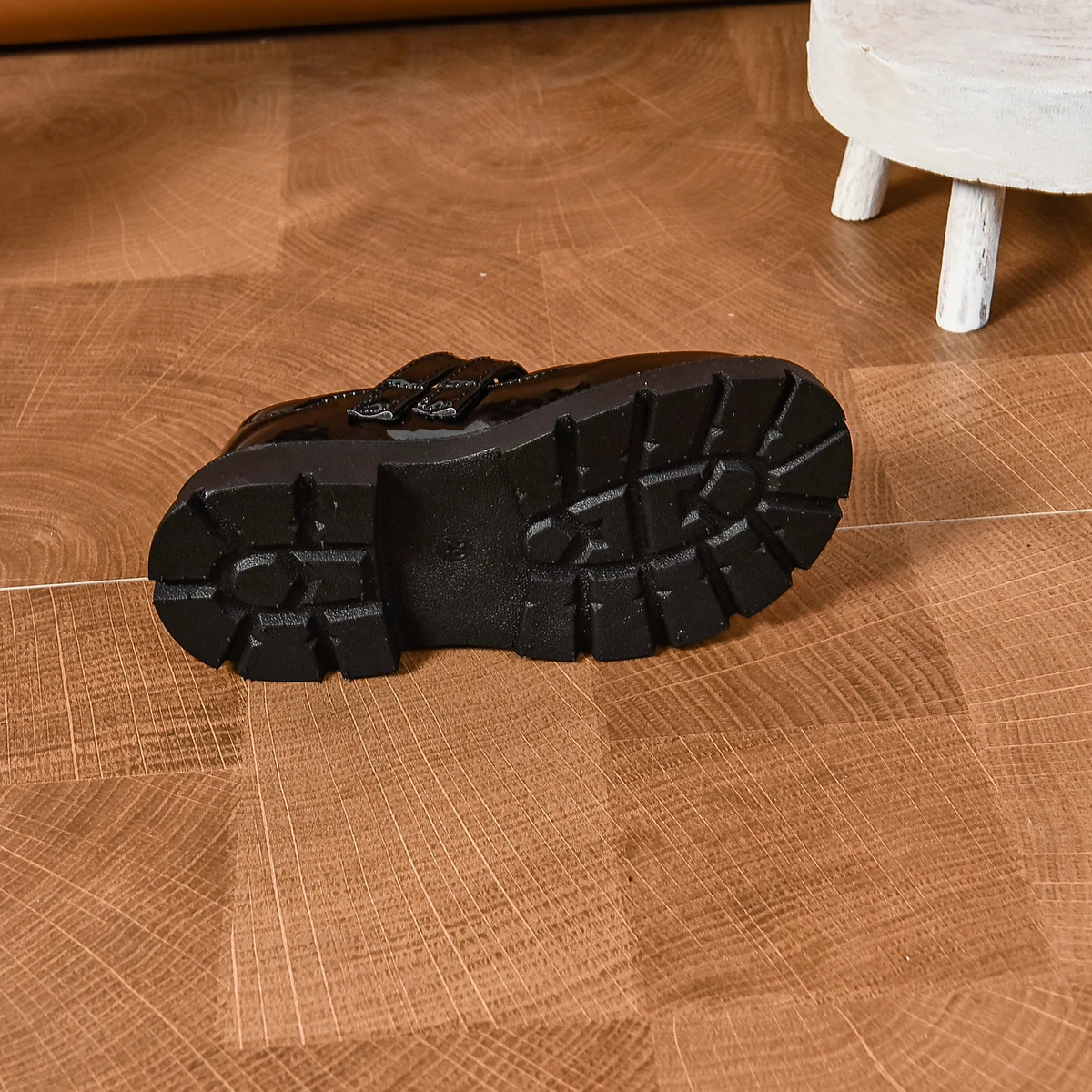 Girls Princess Shoes Pu Leather Round Toe Hook-loop Heart Daily Kids Flat Shoe Black Anti-slip Chunky Chic Children Shoe 7-12Y 260124