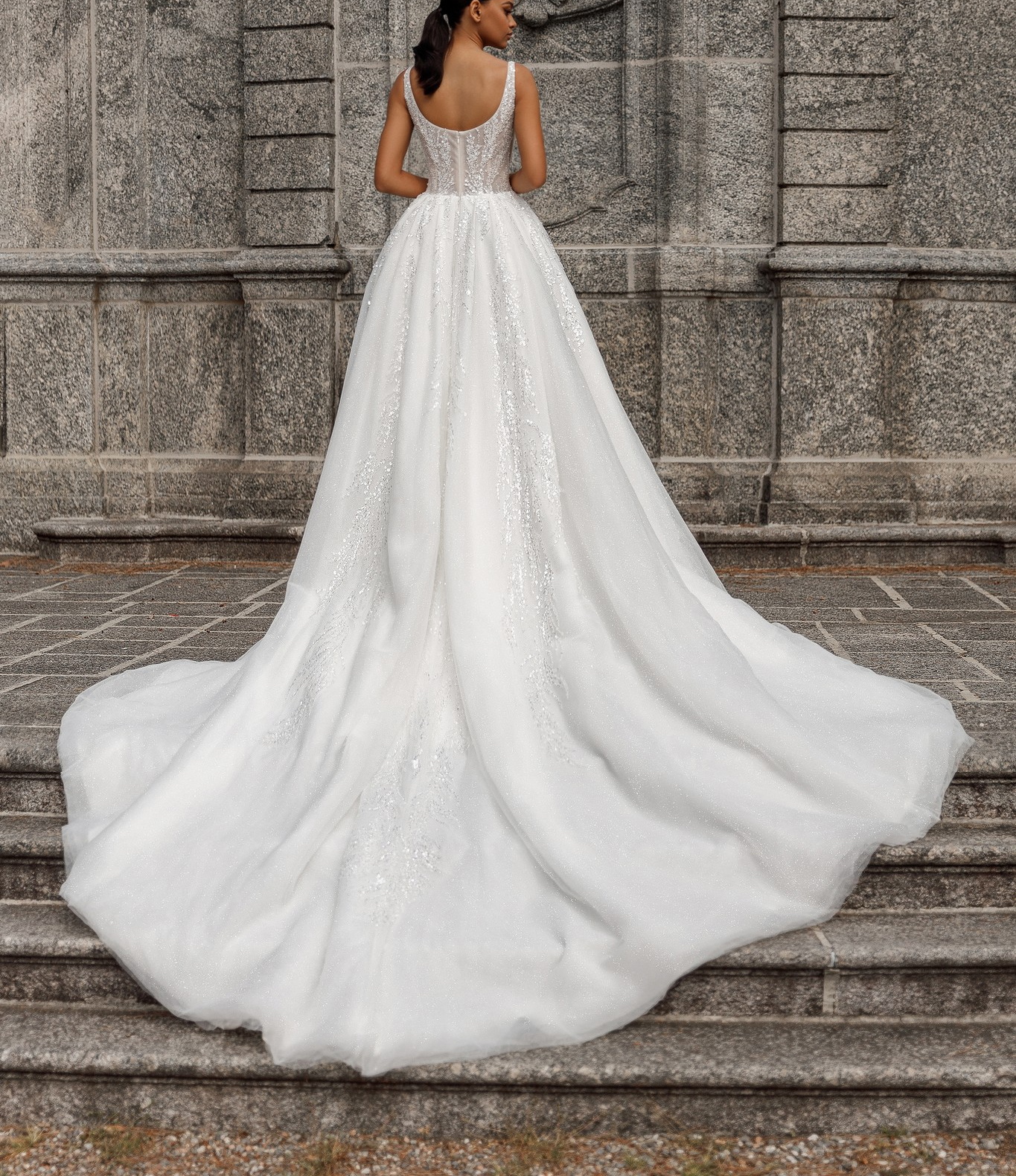 Stylish Sequins Crystal Wedding Dresses Spaghetti Straps Bridal Gowns A Line Sleeveless Princess Backless Customized Vestidos De Novia Plus Size