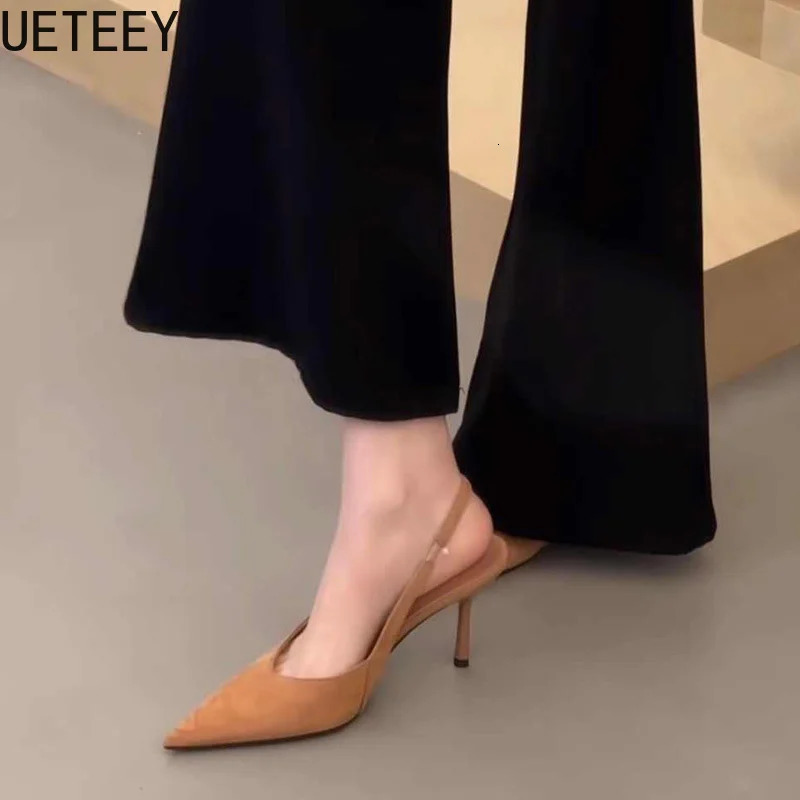 2026 Summer Leopard High Heel Women Sandals Fashion Pointed Toe Shoes Design Style Banquet Party Sandals Shoes 260202