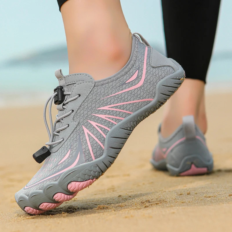 2025 quick-drying non-slip water shoes for men and women couples can be used for outdoor beach and indoor fitness260128