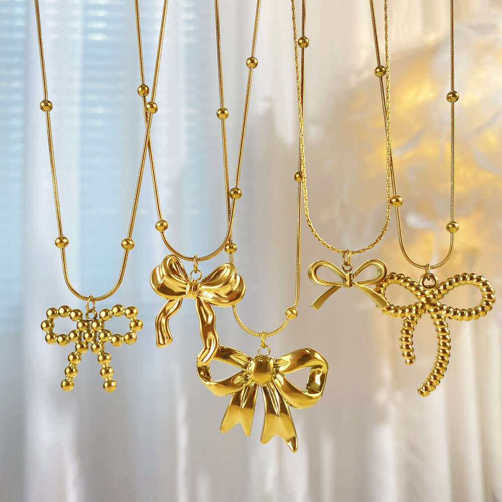 18K real gold electroplated titanium steel necklace light luxury personalized and versatile bow clavicle chain