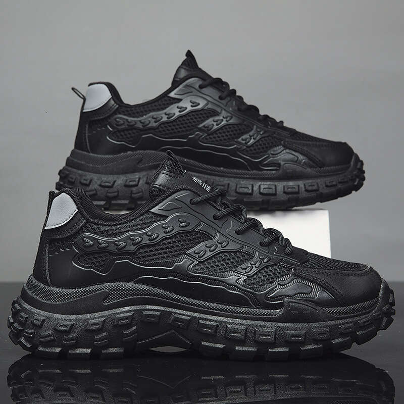Men's Winter Breathable Wear-resistant Non-slip Tire Sole Work Black Sports Height-increasing Dad Trendy Shoes