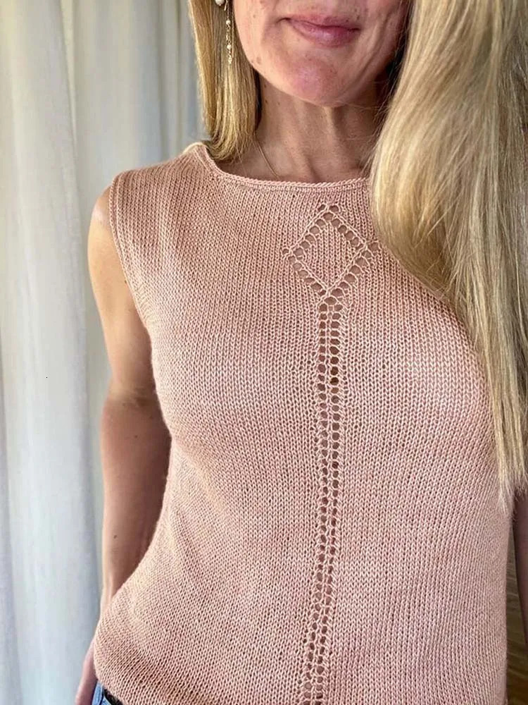 Womens spring and summer round neck woolen vest fashionable versatile casual suitable for daily travel commuting vacat 260130