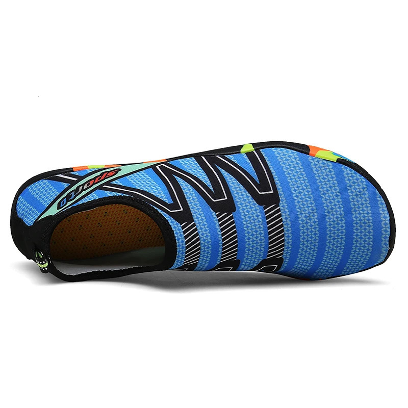 Aqua Shoes Quick Drying Beach Water Shoes Unisex Swimming Aqua Slippers Barefoot Surfing Upstream Sneakers Light Seaside Summer260128