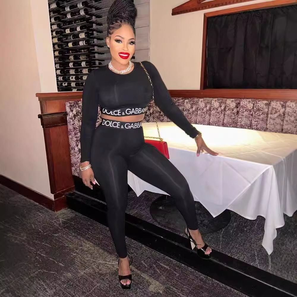 Women's Two Piece Pants Streetwear 2 Two Piece Set Women Outfits Fitnesss Long Sleeve Crop Top Leggings Women Ladies Tracksuit Female 231010