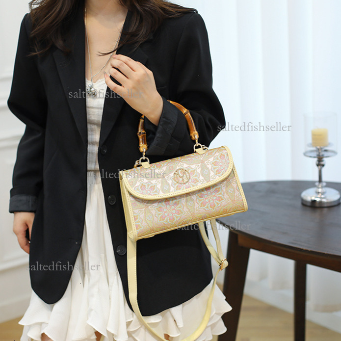 2026 Chinese Style Luxury High-quality Leather Buckle Shoulder Crossbody Bag Fashion Ancient Style Retro Atmosphere Dinner Handbag Paired With Cheongs