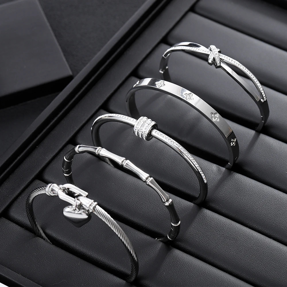 5PCS Classic Fashion Stainless Steel Cuff Bracelets Waterproof Silver Color Love Zircon Bangle Unique Jewelry Gifts 260206
