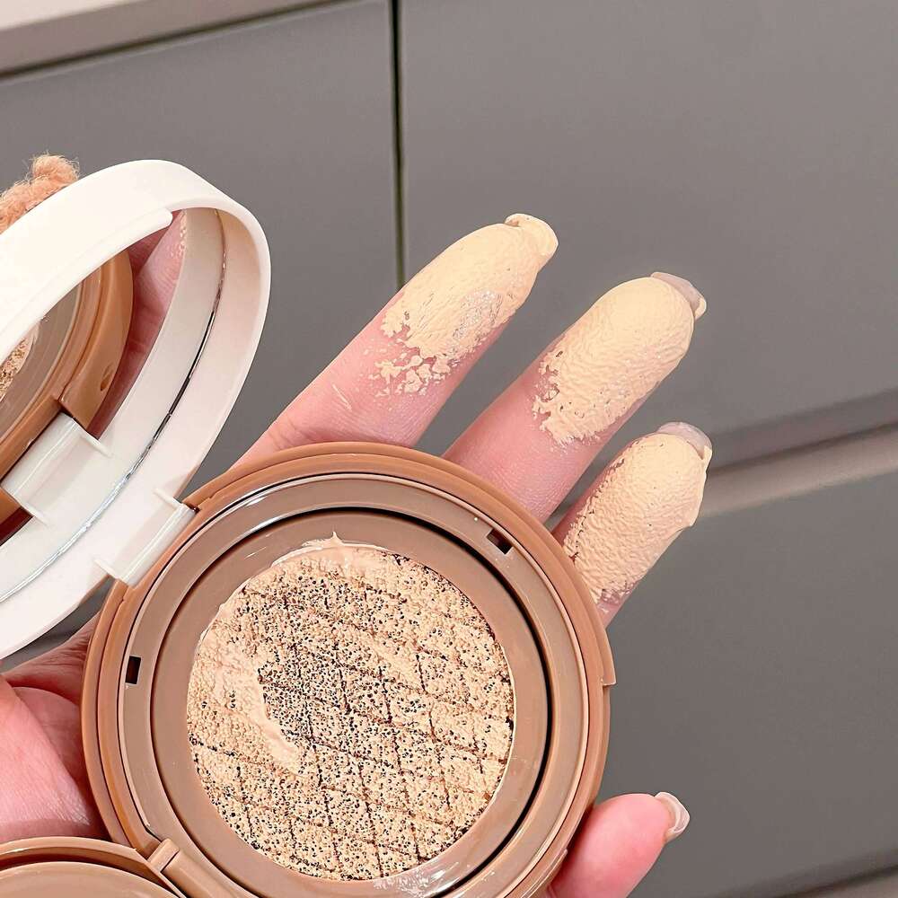 Korean Plush Bear Hydrating Air Cushion BB Cream Concealer Lasting Moisturizing No Stuck Waterproof and Sweat-proof 26L0209