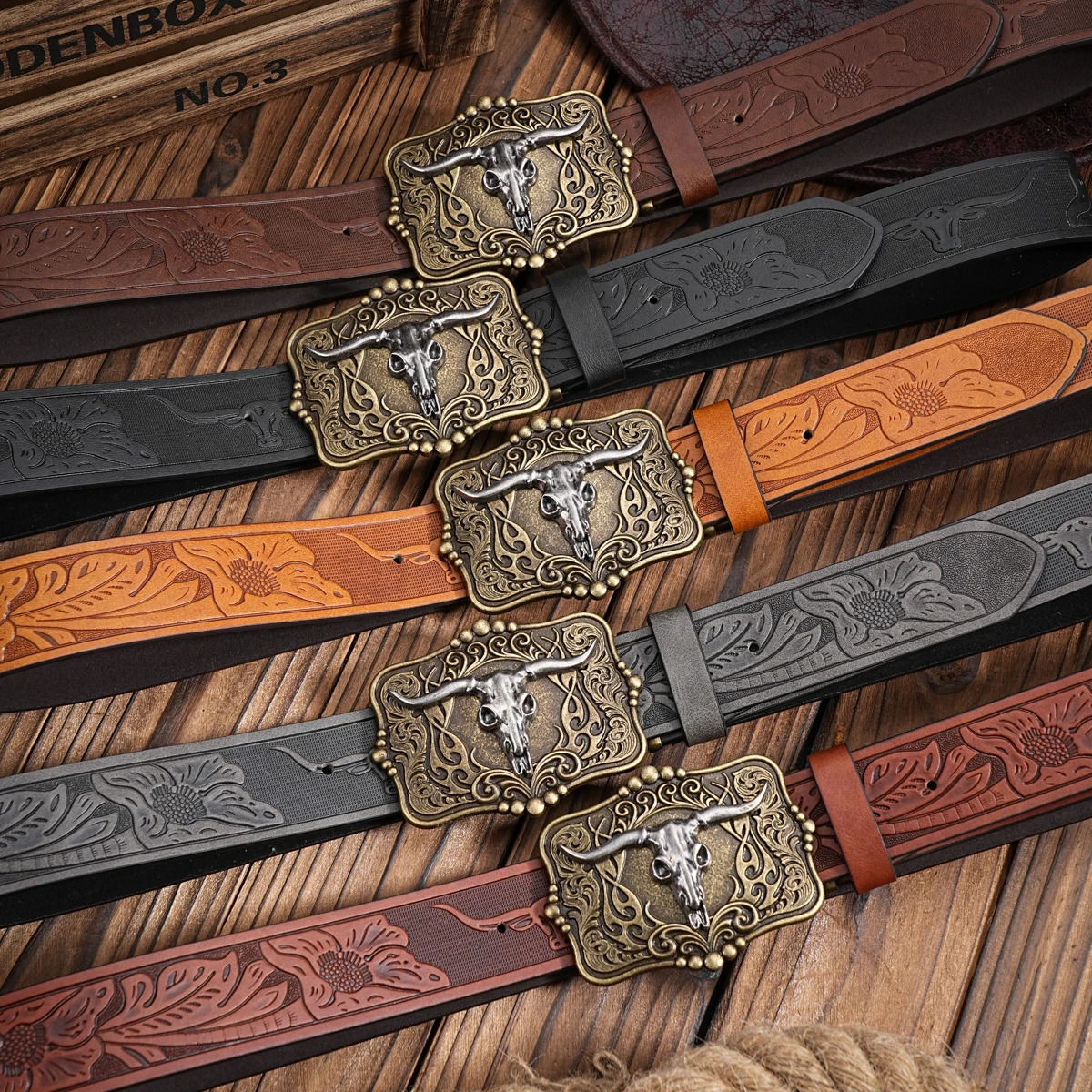 A mens and womens casual retro belt Western style PU leather belt with metal buckle suitable for daily work wear 260124