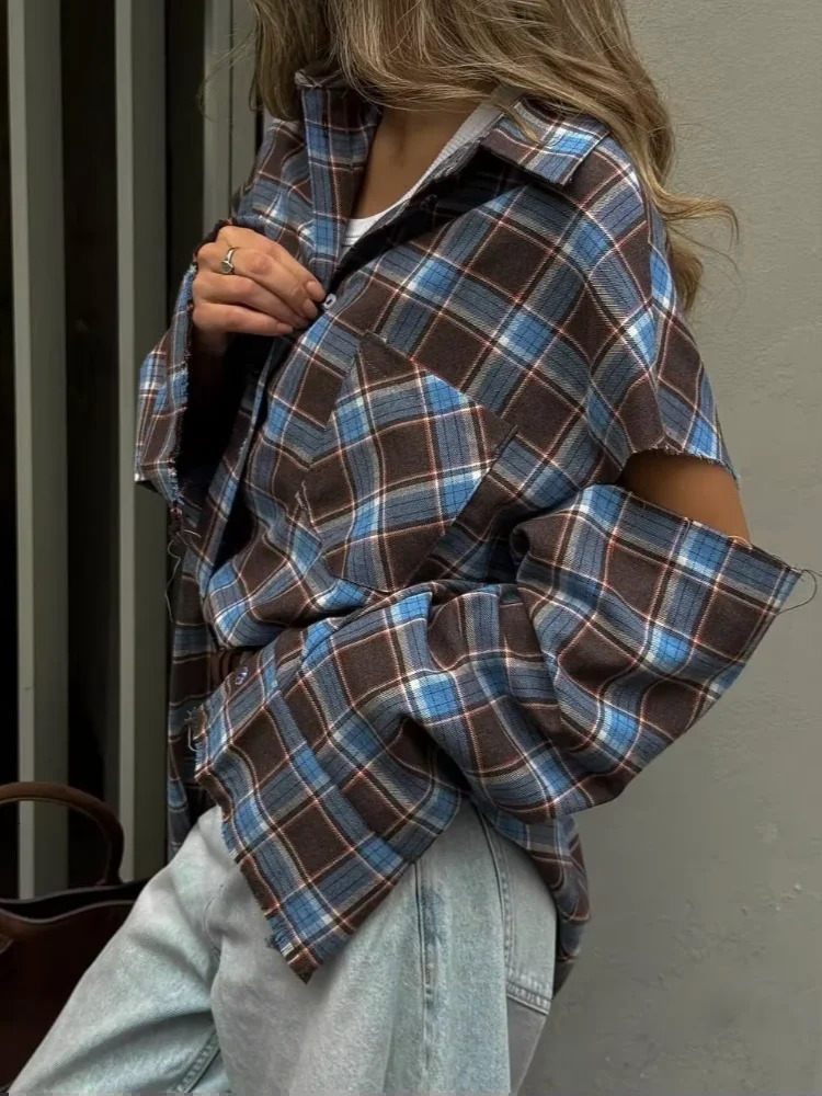 Fashion Checkered Pattern Shirts Women Elegant Lapel Long Sleeve Single Breasted Pocket Loose Top 2025 Daily Street Outerwear 260122