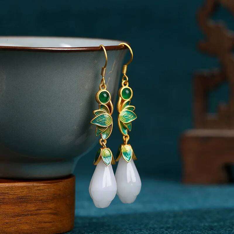 Earrings Traditional Chinese Enamel with Retro Flower Shaped Jade Pendant Gold Plated for Cultural Festival and Wedding Jewellery Gift High Quality Te