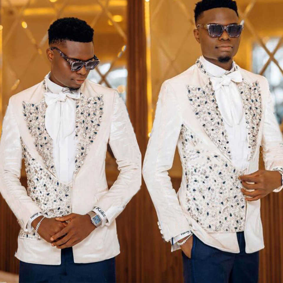 Stylish Crystals Groom Wedding Tuxedos 2 Pieces Peaked Lapel One Button Jacket Pants Formal Party Customized 2 Pieces