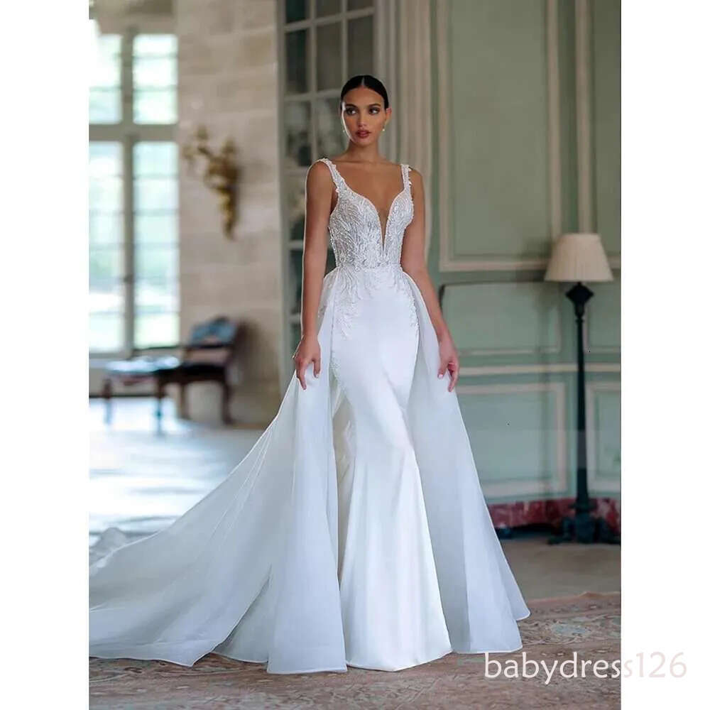 Sexy V Neckline 2 in 1 Mermaid Wedding Lace Appliques Fringed Sleeveless Dress Custom Train Removable Bridal Dresses