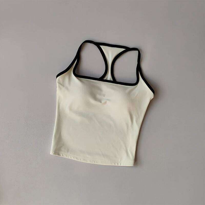 Sports and Fitness Vest with Chest Pad Summer Shockproof Beauty Nude Feeling Suit Pilates Training Top Yoga Clothing 26Y0209