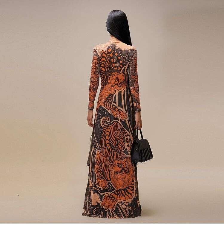 2026 Fashionable Retro High-End Animal Print Turtleneck Long Sleeve T-Shirt For Women, Slimming Extra-Long Top