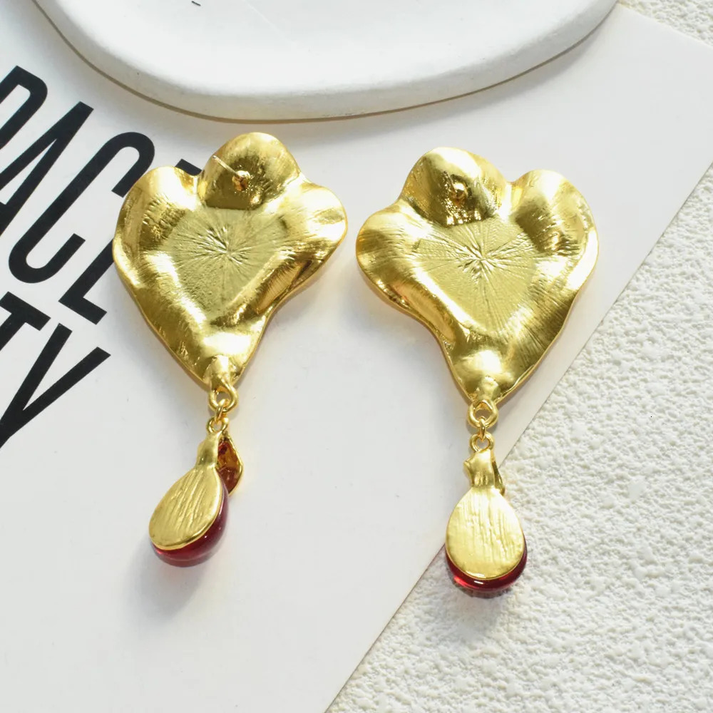 Exaggerated Metal Geometric Water Drop Dangle Earrings for Women Jewelry Gorgeous Fashion Show Statement Earrings Accessories 260120