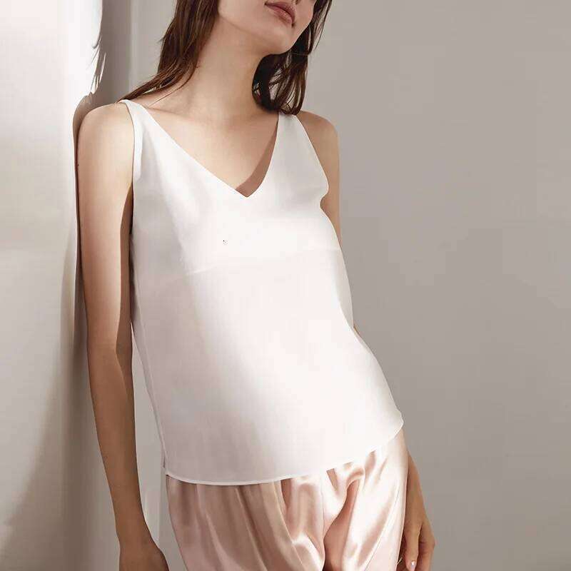 19 MM Mulberry Camisole Sling Camis Women Tank Real Silk Candy Color Satin Top 26Y0209