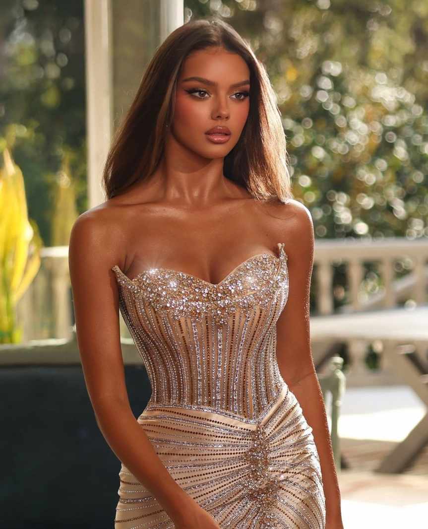 Sparkly Sweetheart Sequins Prom Dresses Sexy Sleeveless Beading Floor Length Evening Dress Customized High Slit Train Party Gown