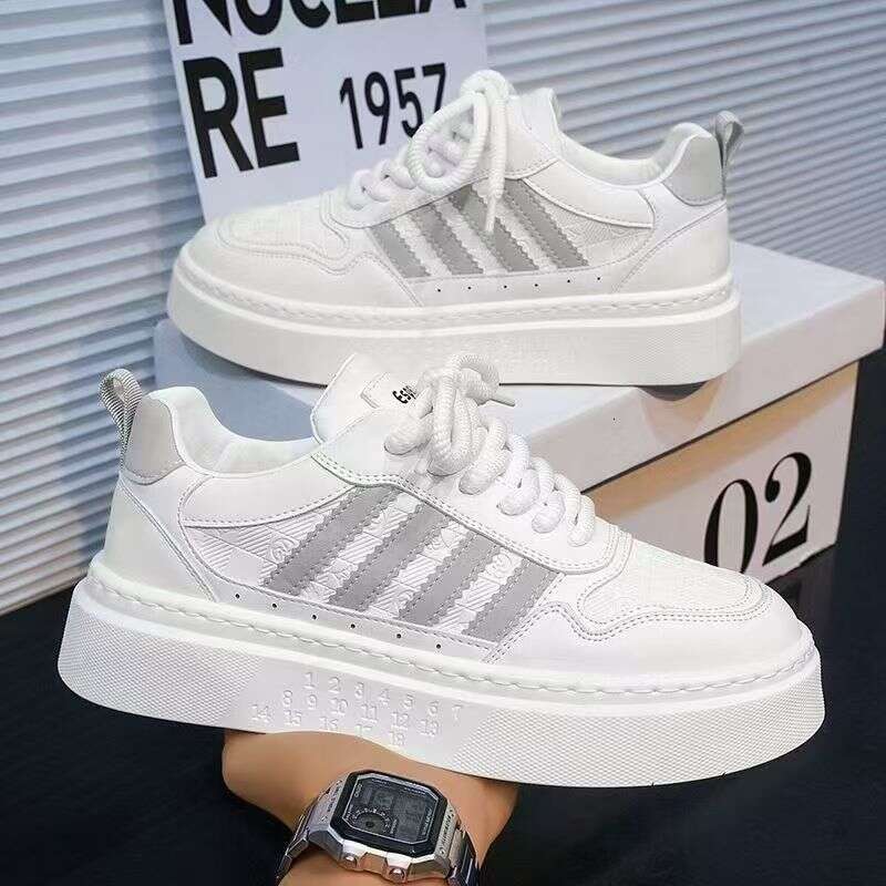 2025 New Winter Breathable Casual Sneakers Versatile Thick-Soled Men's Sports Student White Trendy Shoes