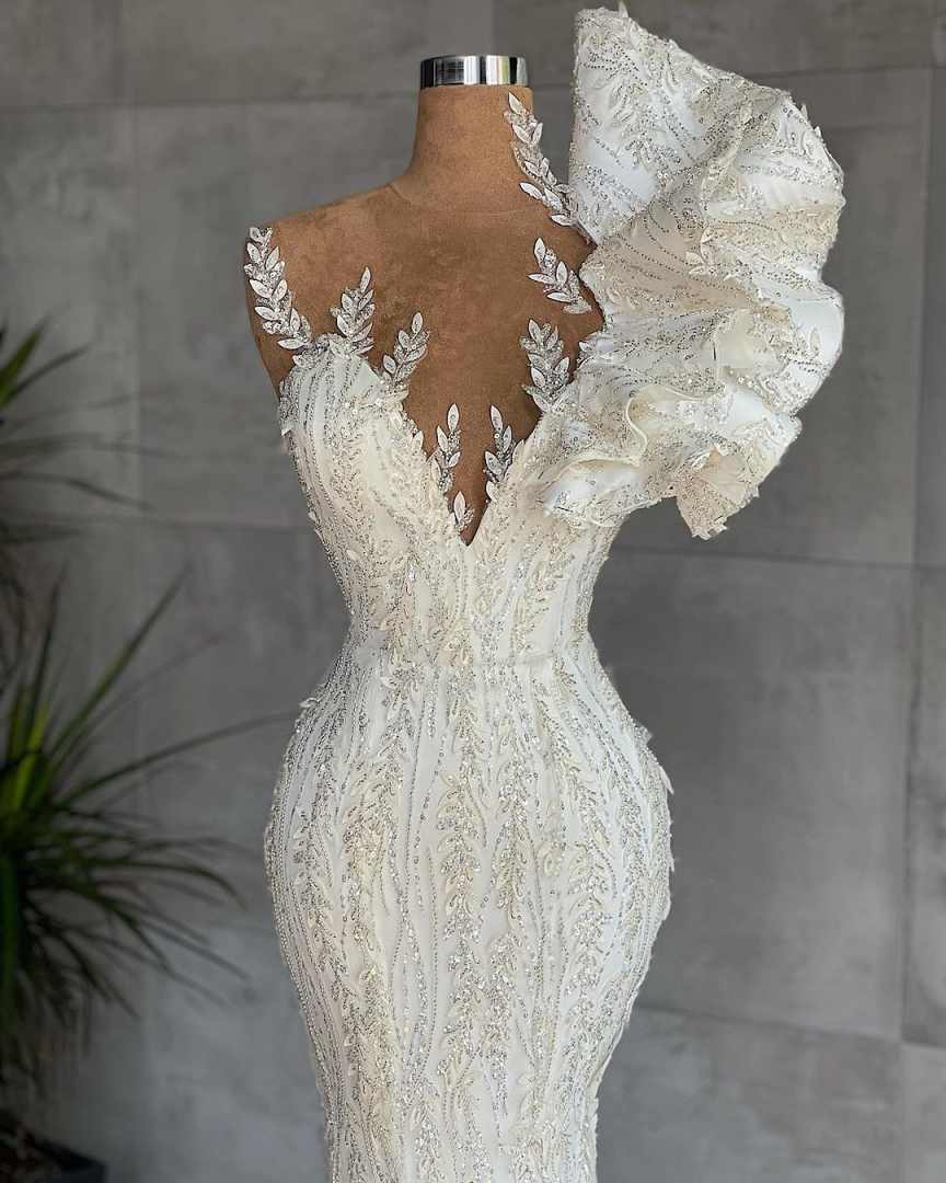 Fashion Mermaid Wedding Dresses For Women O Neck Sleeveless Bridal Gown 3D Appliques Sequins Lace Sweep Train Customized Dress