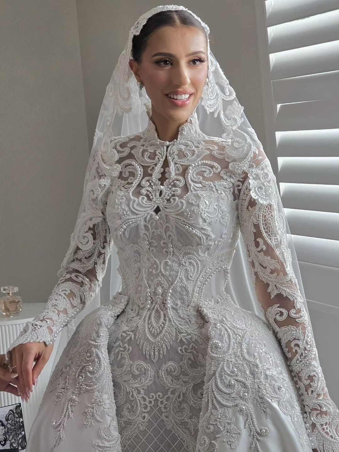 Muslim Bespoke Wedding Dresses High Collar Long Sleeves Appliques Lace Detachable Train Bridal Gowns Vestido De Noiva Customized Plus Size 0209