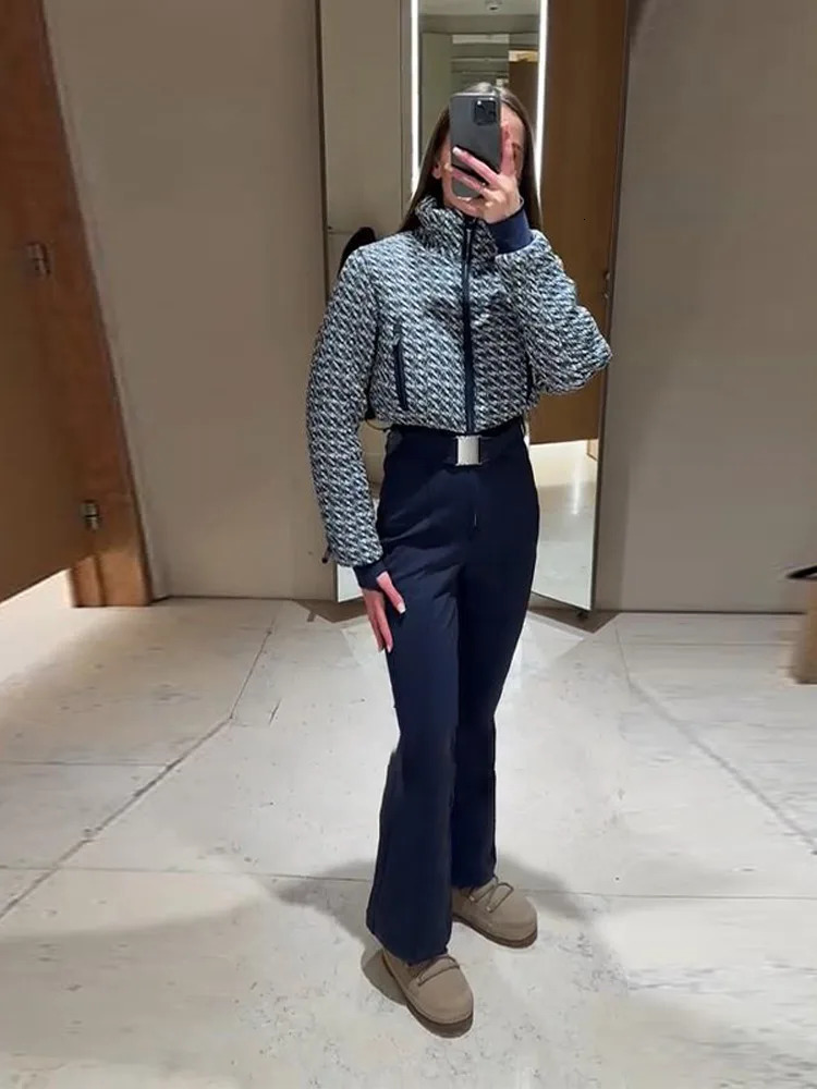 Elegant Print Thicken Ski Jumpsuit Women Chic Full Sleeve Stand Collar Zipper Belt Long Romper Fashion Warm High Waist Rompers 260126