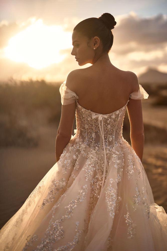 Customized Chic Lace Embroidery Wedding Dress with Split Off the Shoulder A Line Boho Bride Dresses Corset Vestidos de novia BC17264F09