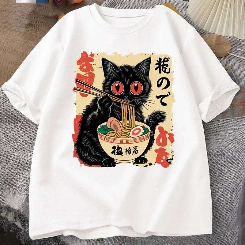 Vintage Japanese Black T Shirts Cute Graphic Funny Cat Eating Ramen Printing Harajuku Short Sleeve Casual X260209