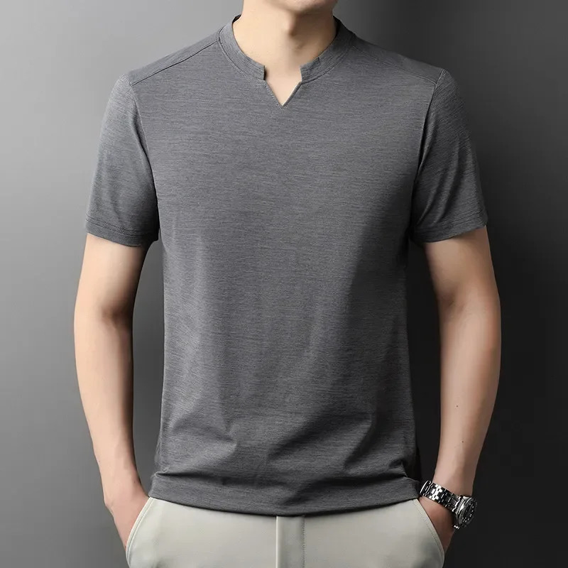 Korean Mens Casual and Fashionable Small V-neck Solid Color Short Sleeved T-shirt Comfortable Summer Versatile Top 260207