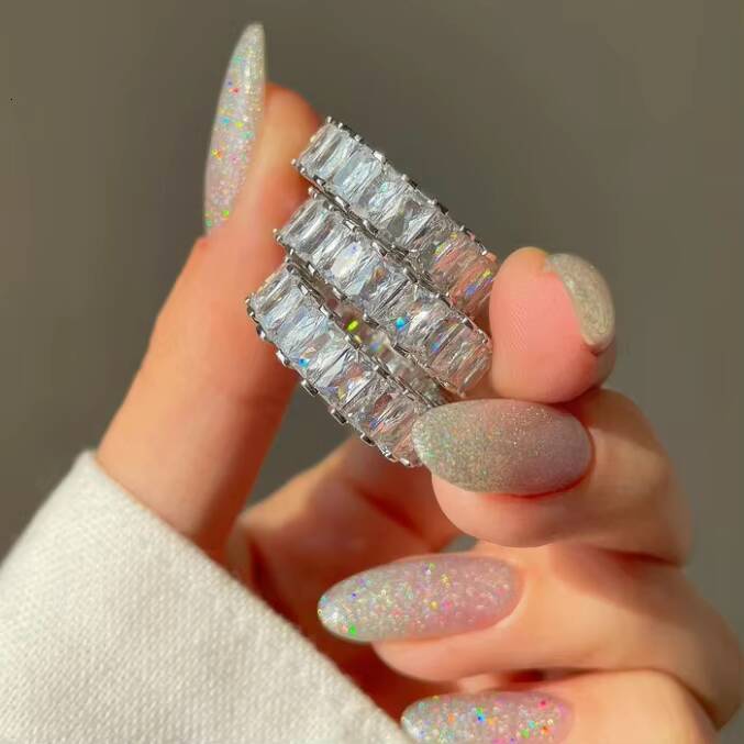 Hypoallernic Waterproof Stackable Silver Rings for Women Eternity Pave MoissaniteVVSia Ring 925 Silver Rings Jewelry 2024